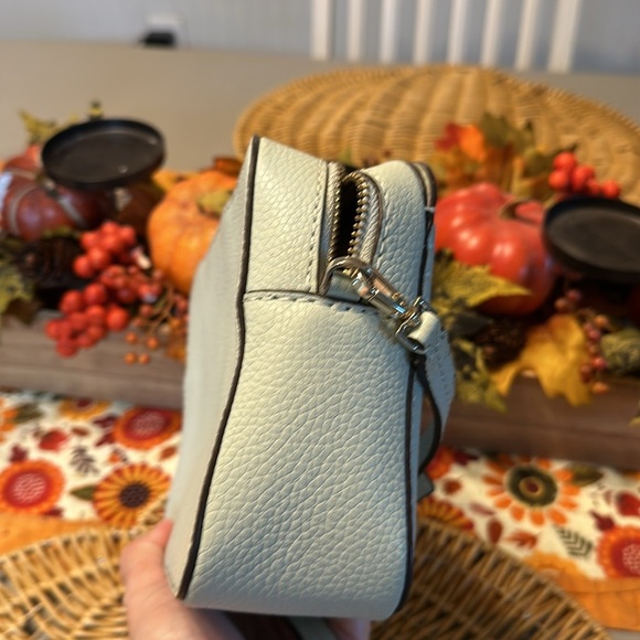Kate Spade purse and matching wallet - Picture 3 of 7